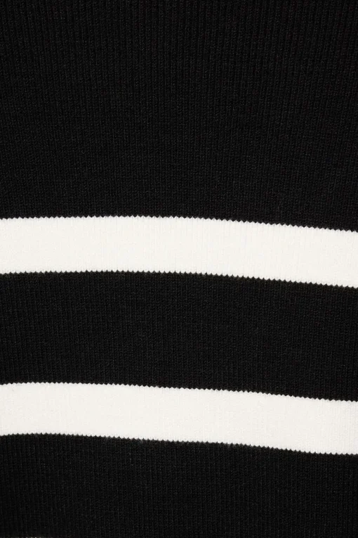 Dynamite Cropped Polo Sweater Black Best