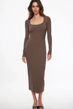 Dynamite Selena Ribbed Maxi Dress Brown Online